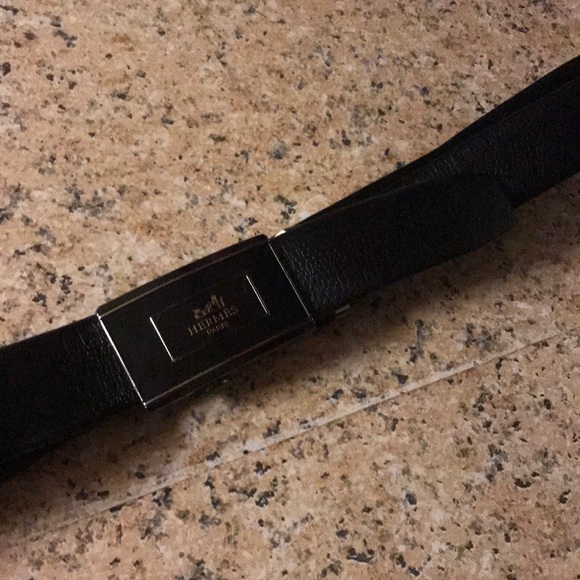 Hermès belt main image 4